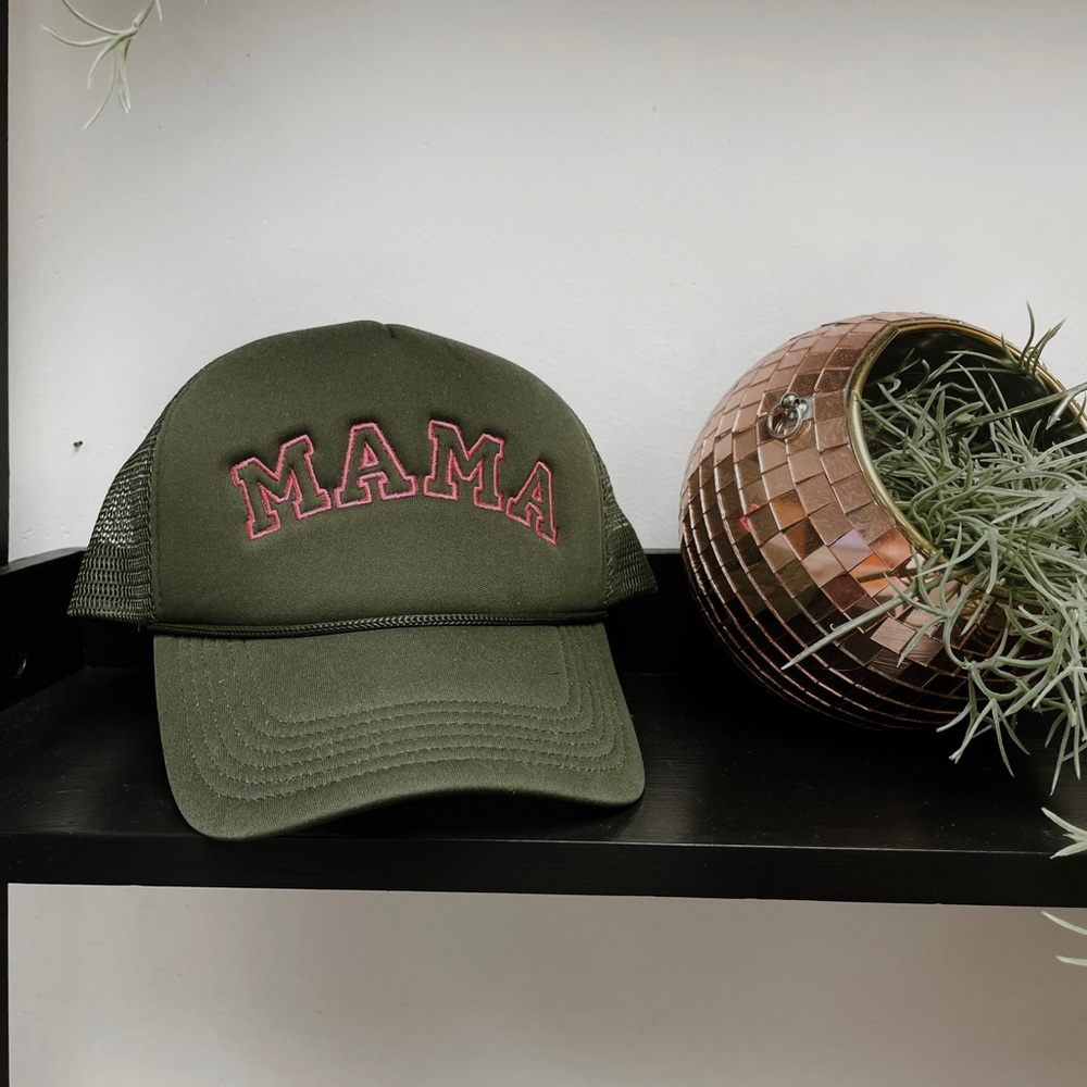 MAMA trucker hat